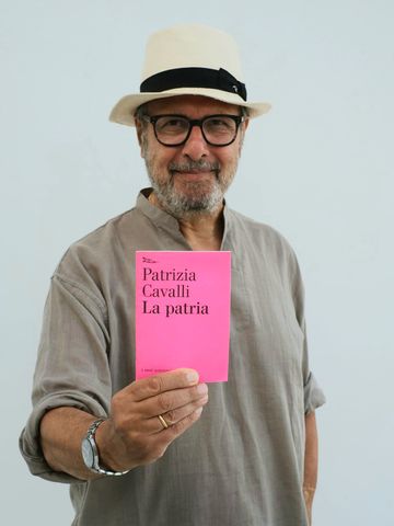 Giorgio Crisafi legge "La patria" di Patrizia Cava...