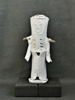 GIOVANE TOREADOR,2020, ceramica smaltata e lustro,...